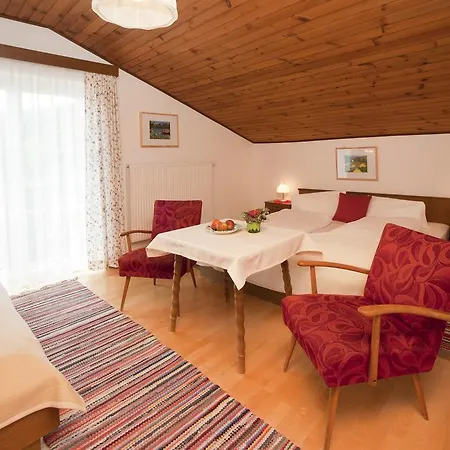Gaestehaus Berger - Priglhof 3*